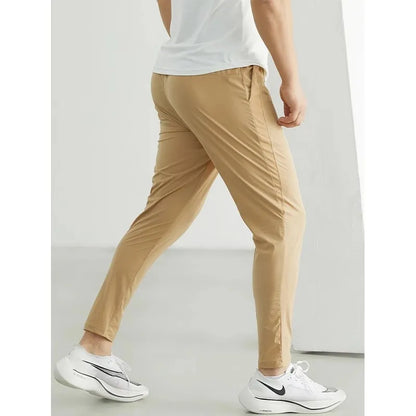 Zadmen Comfort Fit - Flexible sports pants for men.