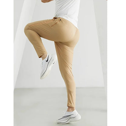 Zadmen Comfort Fit - Flexible sports pants for men.